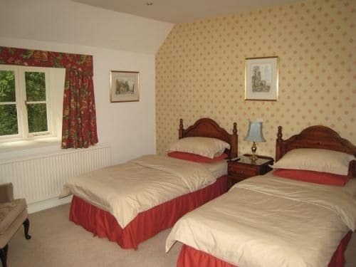 Castle Farm Guest House Peterborough Exterior photo